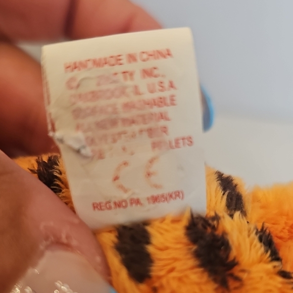 Ty Garfield Plush- Holiday - Picture 7 of 11